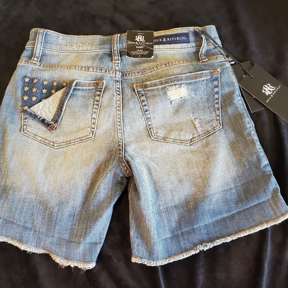 Rock & Republic shorts - Picture 2 of 5